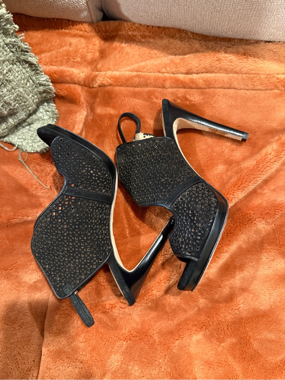 Tory Burch Black Laser Cut Leather Slingback Heels Size 6.5